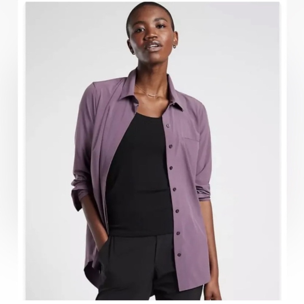 Athleta Urbanite 2.0 Button Down Top